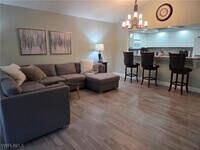 Building Photo - 22161 Tallwood Ct