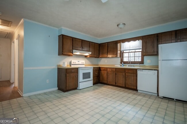 Building Photo - 135 McAlpin Dr