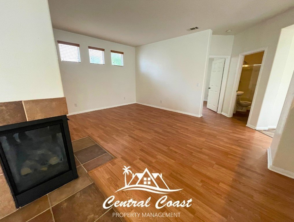 Building Photo - 2219 Cordoban Ln