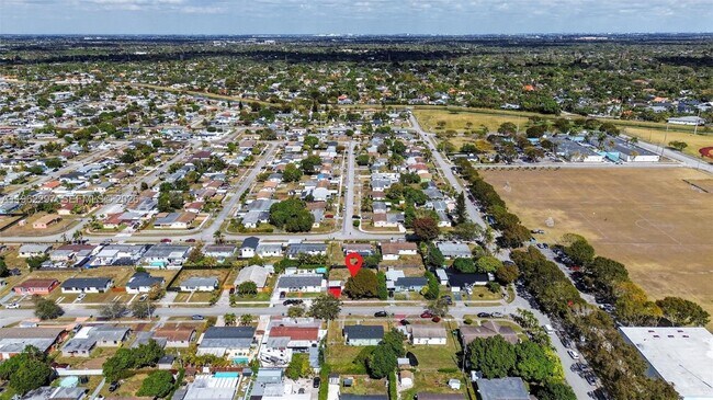 Building Photo - 10325 SW 149th Terrace