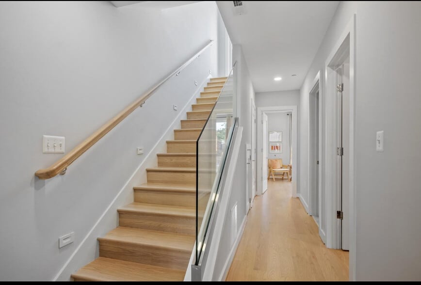 Building Photo - 424 Missouri Ave NW