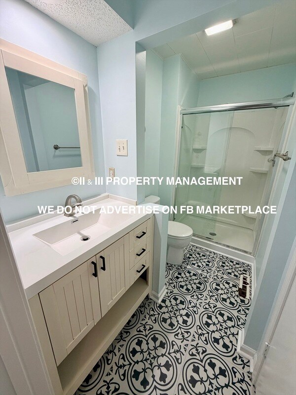 Building Photo - 1213 NE Ball Dr