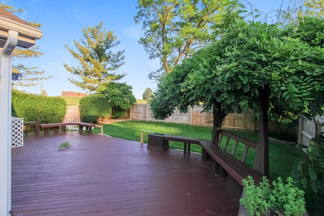 Building Photo - 3218 Vineyard Ct