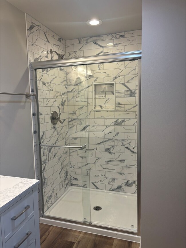 Building Photo - Beautifully Remodeled Single-Level House in North Newberg