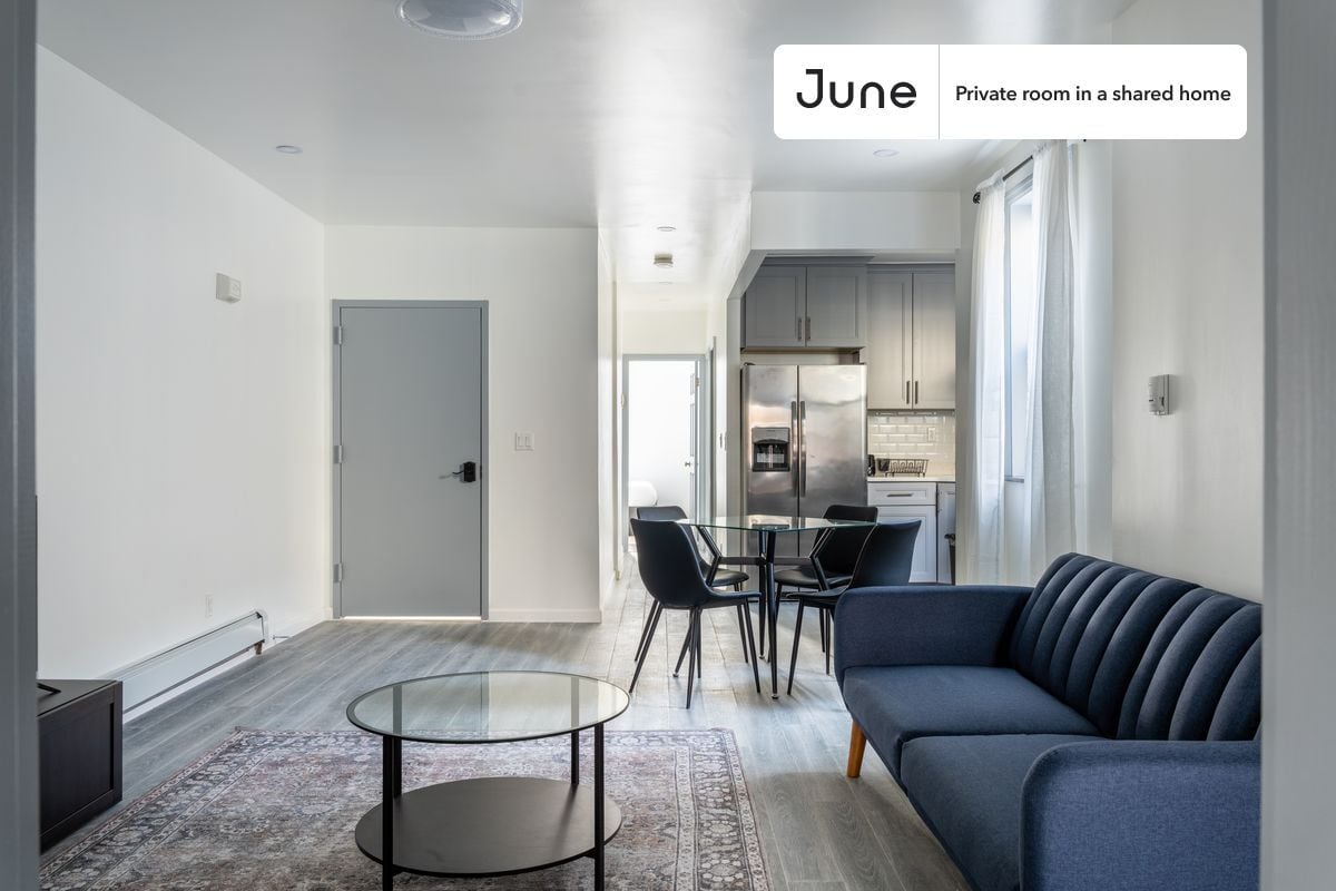 Building Photo - Room in Shared 4 bed/2 bath home