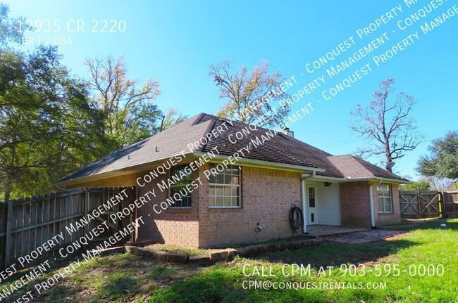 Building Photo - Beautiful 3 Bedroom, 2 Bath Home in Whiteh...