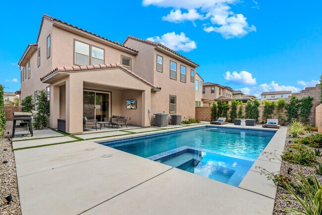 Building Photo - 35821 Cannon Dr