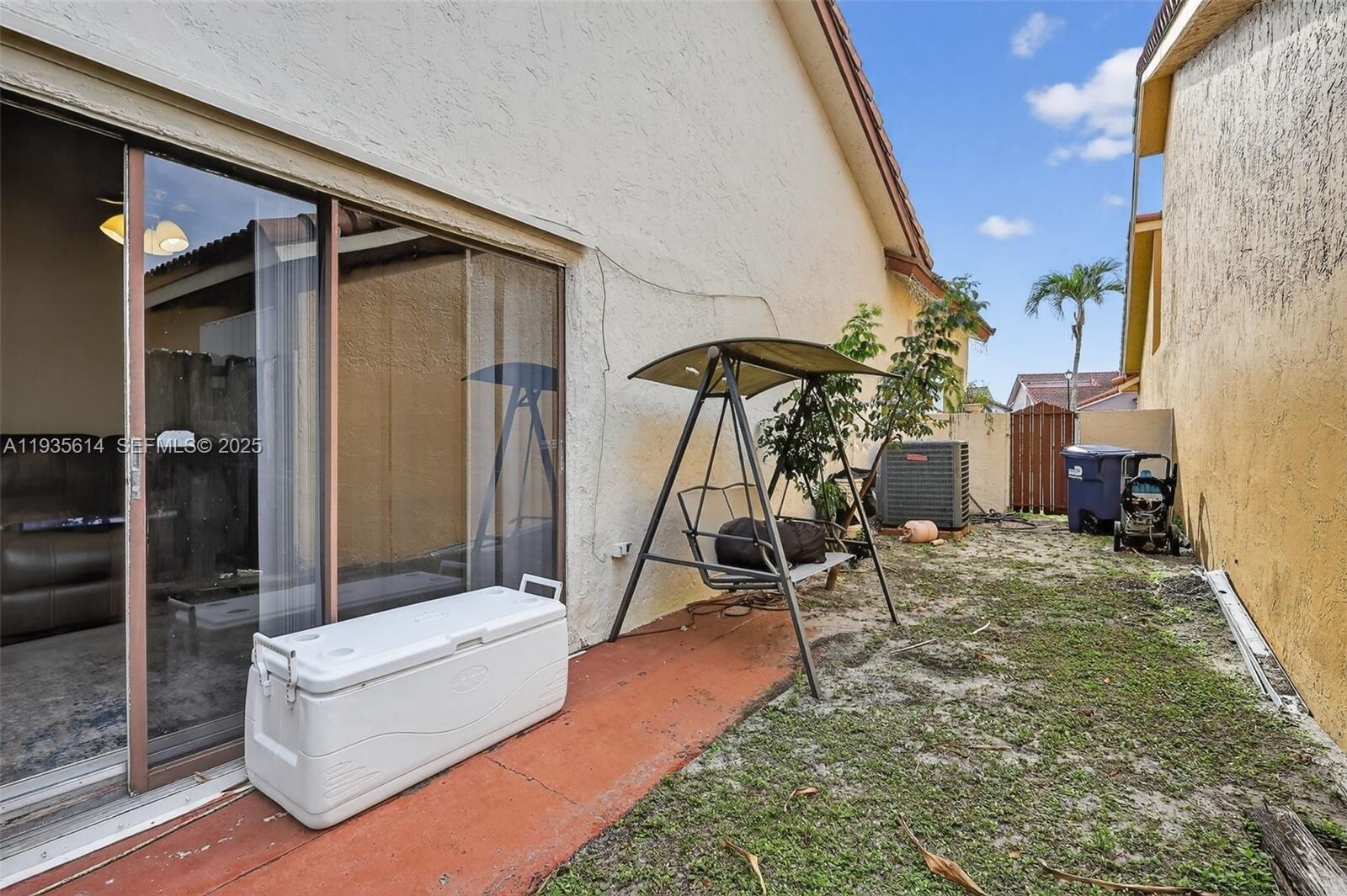 Building Photo - 5571 NW 188th St