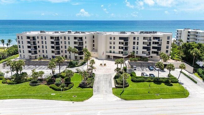 Building Photo - 4600 Jimmy Buffett Mem Hwy