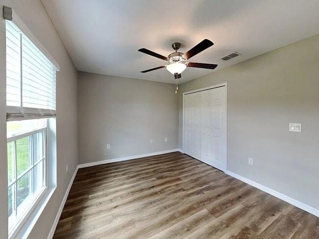 Building Photo - 602 Lindsborg Trail