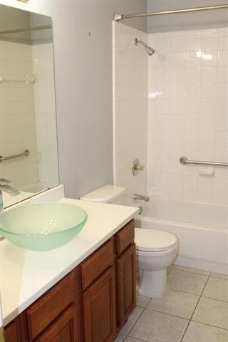 Building Photo - 7977 Glenway Dr