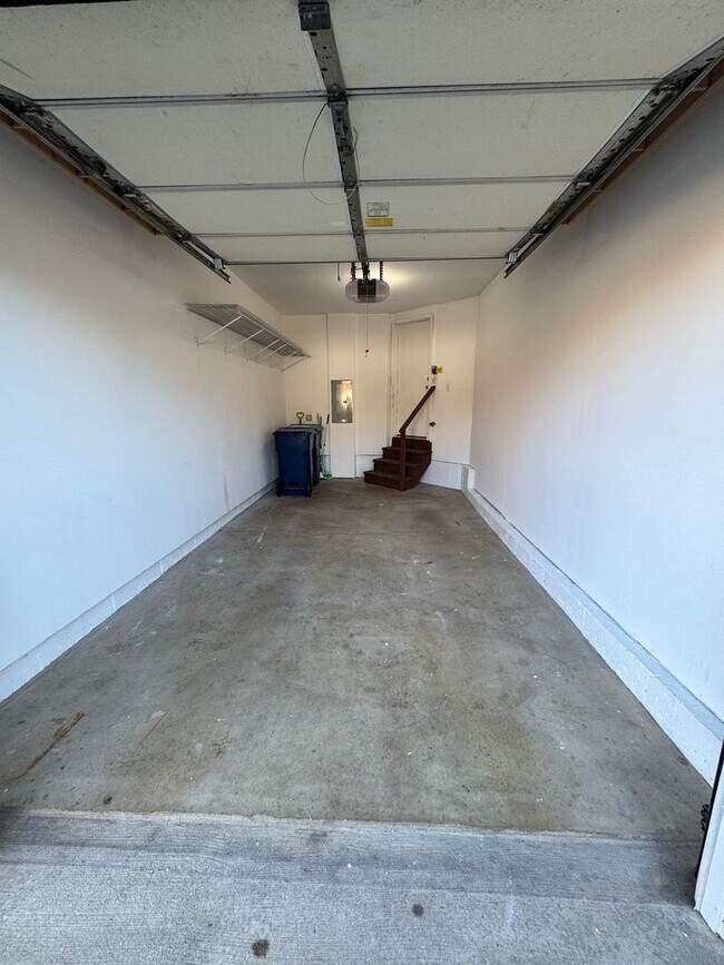 Building Photo - 86 Allerton Dr