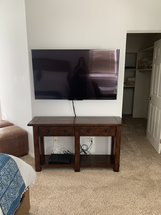 TV in Master - 109 N Irena Ave