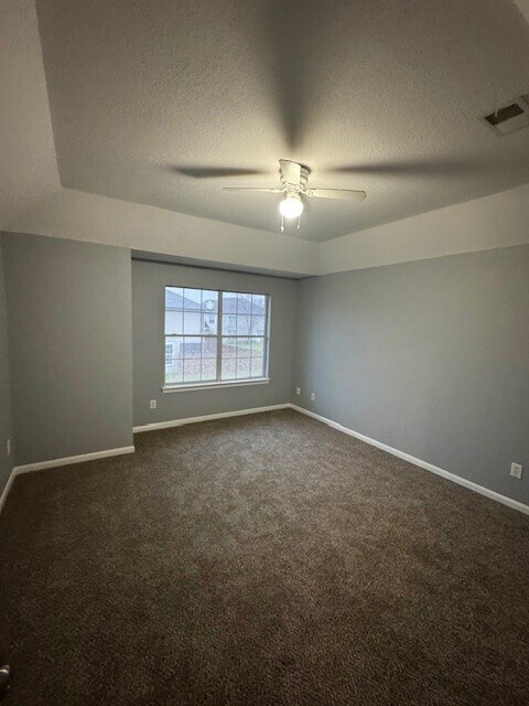 Building Photo - 12511 Silver Cup