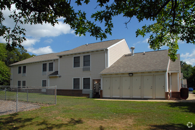 Building Photo - Union Valley Apartments