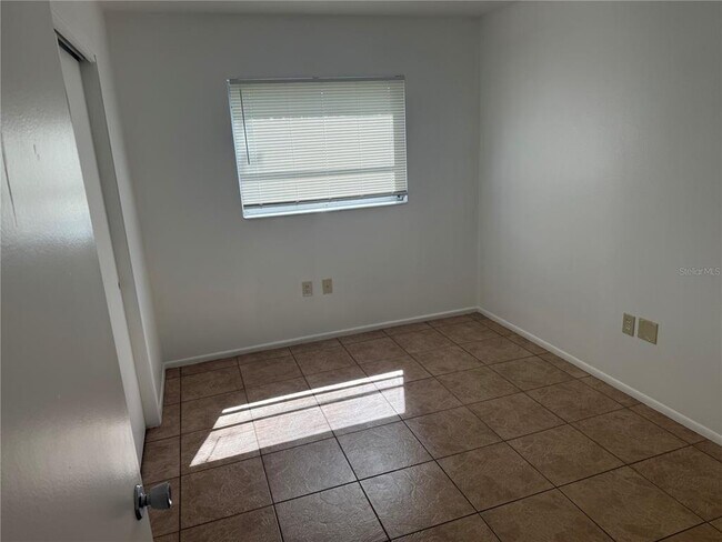 Building Photo - 3412 Spainwood Dr