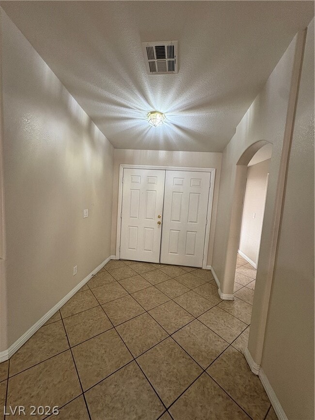 Building Photo - 8896 Frasure Falls Ave