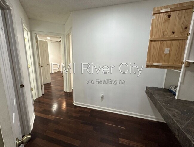 Building Photo - 13951 Summer Breeze Dr