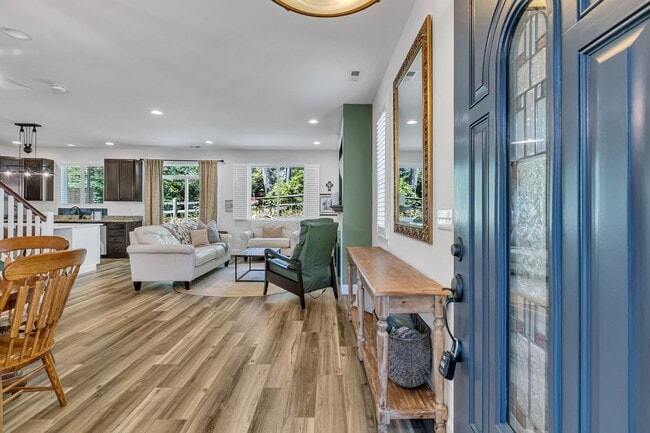 Building Photo - 11218 Borgen Loop NW
