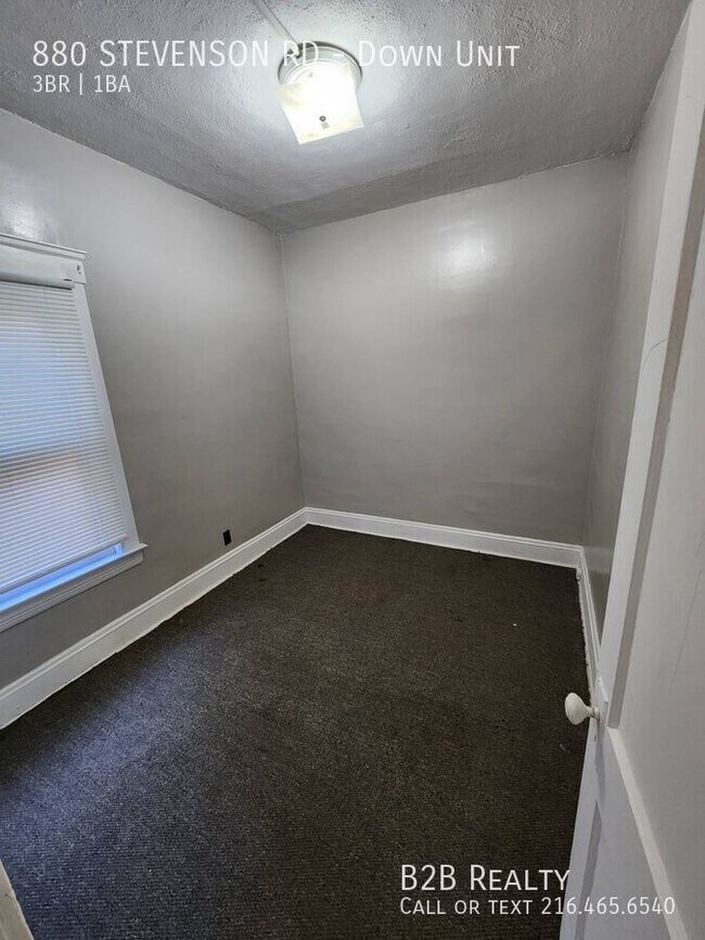 Building Photo - 880 Stevenson Rd