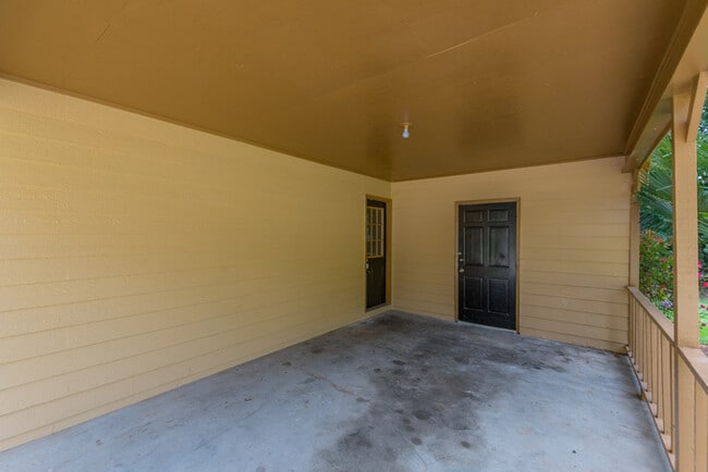 Building Photo - 4174 Warren Rd