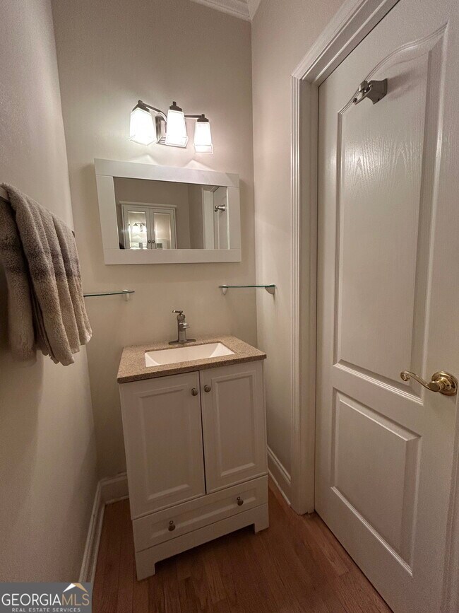 Building Photo - 1580 Commerce Dr