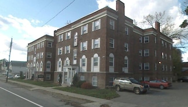 Primary Photo - Milverton Apartments