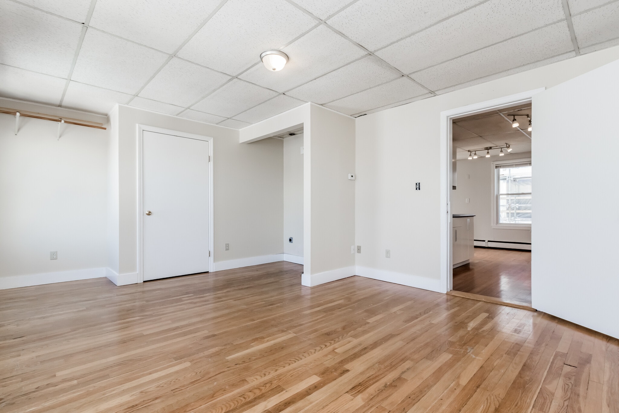 Building Photo - 30 Cutts Ave