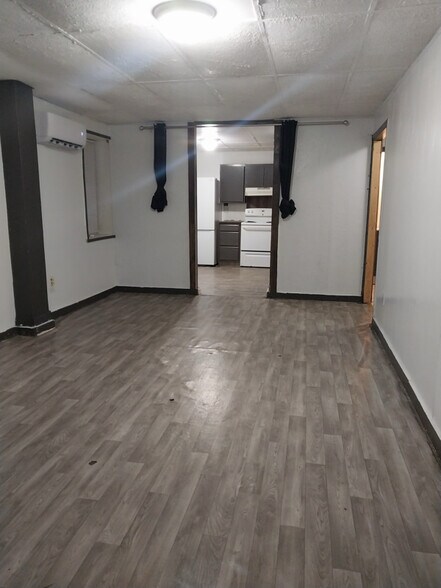 Building Photo - 712 Old Roane St