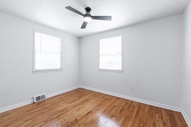 Building Photo - 432 N Patrick St