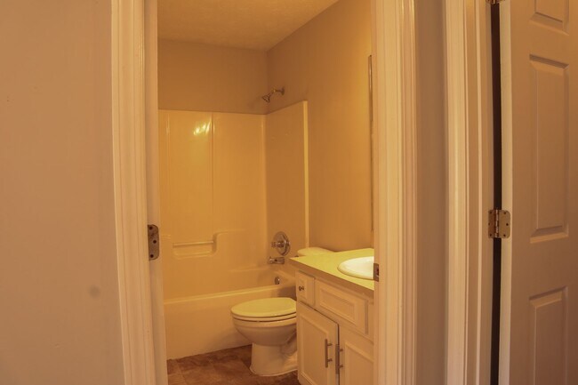 Building Photo - Coming Soon!! Nice home in Lee County!