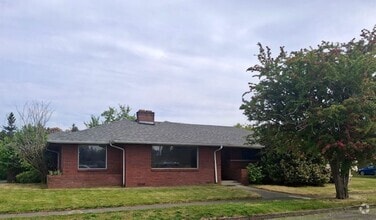 Building Photo - STATUS: AVAILABLE |R274B| $2195