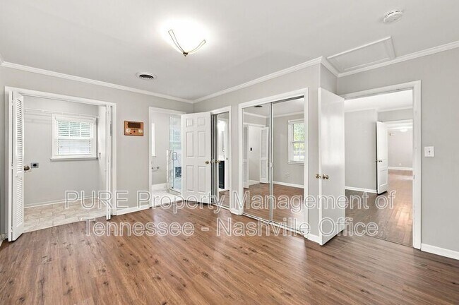 Building Photo - 947 Evans Rd