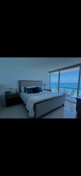 Building Photo - 6801 Collins Ave