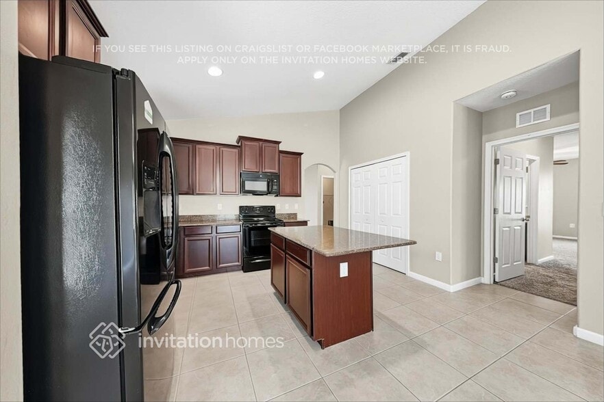 Building Photo - 1253 Hailey St