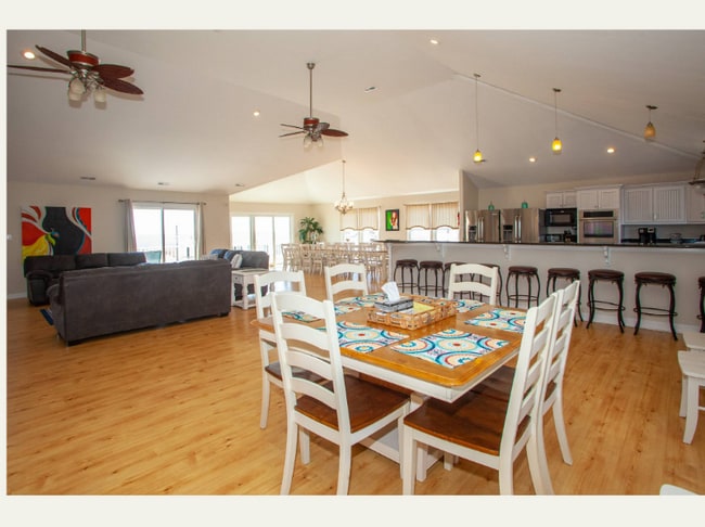 Building Photo - 3109 Sandfiddler Rd