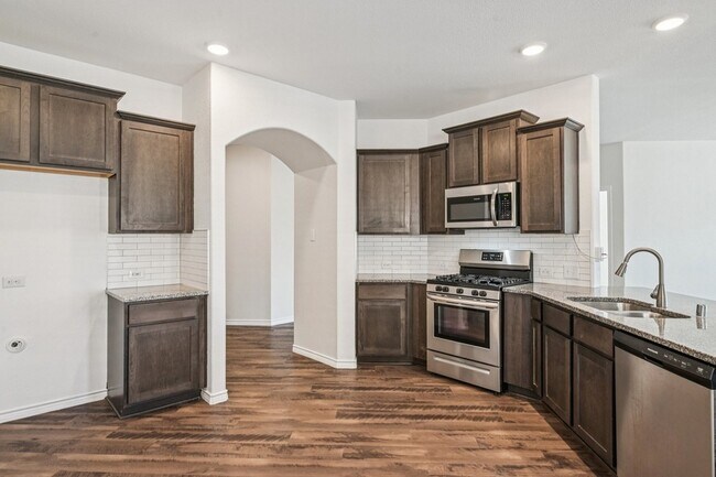 Building Photo - 609 Bassett Hall Rd