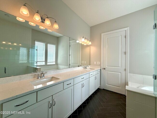 Building Photo - 505 Windwalker Dr