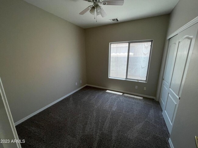 Building Photo - 1321 N Palmsprings Dr