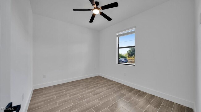 Building Photo - 1121 Hightower Ave S