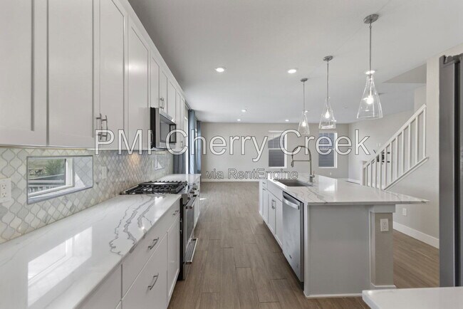 Building Photo - 21294 E Stanford Dr