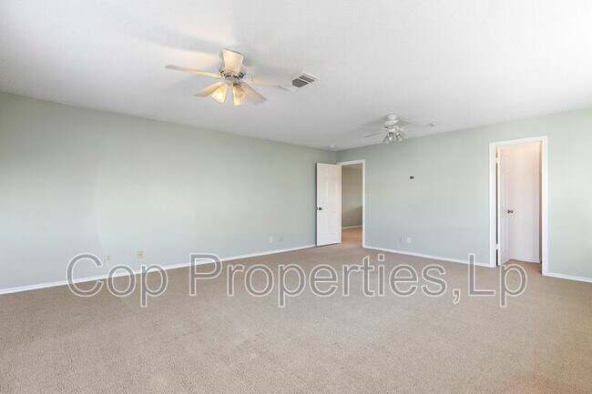Building Photo - 18607 Redriver Trail