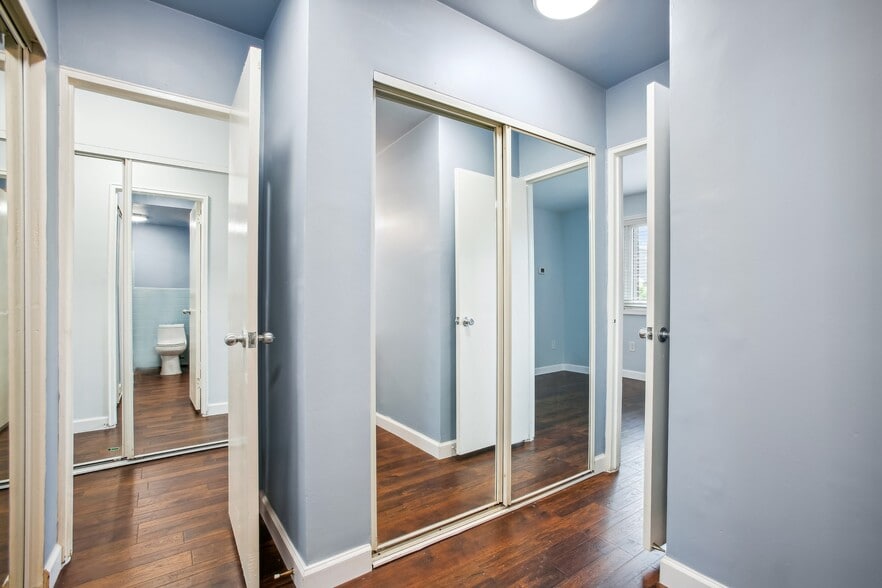 Building Photo - 1830 Columbia Pike