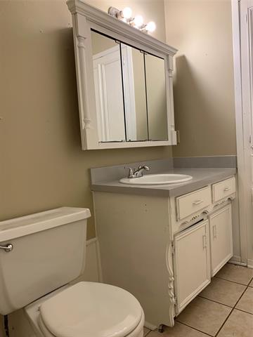 Building Photo - 5410 Kings Mnr Dr