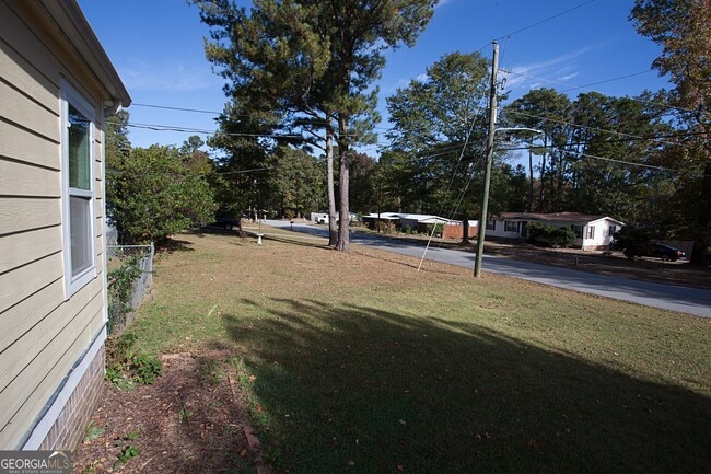 Building Photo - 1801 Marie Way