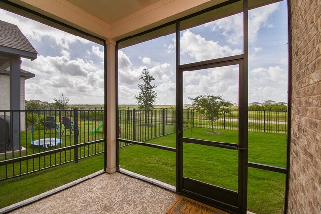 Building Photo - 19535 Shady Hike Ln