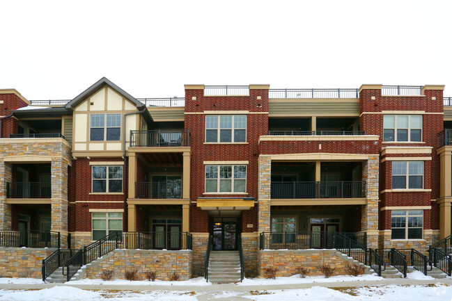 Building Photo - Wingra Shores