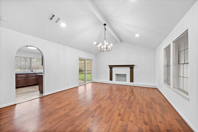 Building Photo - 7810 Antoine Dr