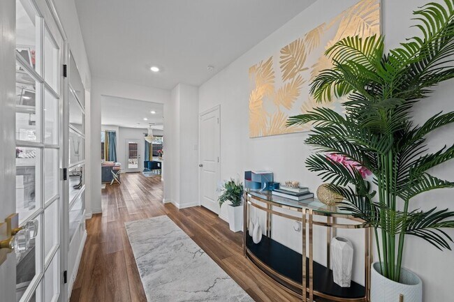 Building Photo - 13217 Ridings Dr