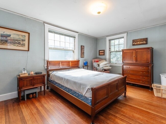 Building Photo - 30 Stetson St